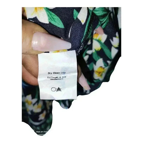 Lush Blouse High Low Top Women's Hawaiian Floral Short Sleeve Scoop Neck Size M - Picture 4 of 9
